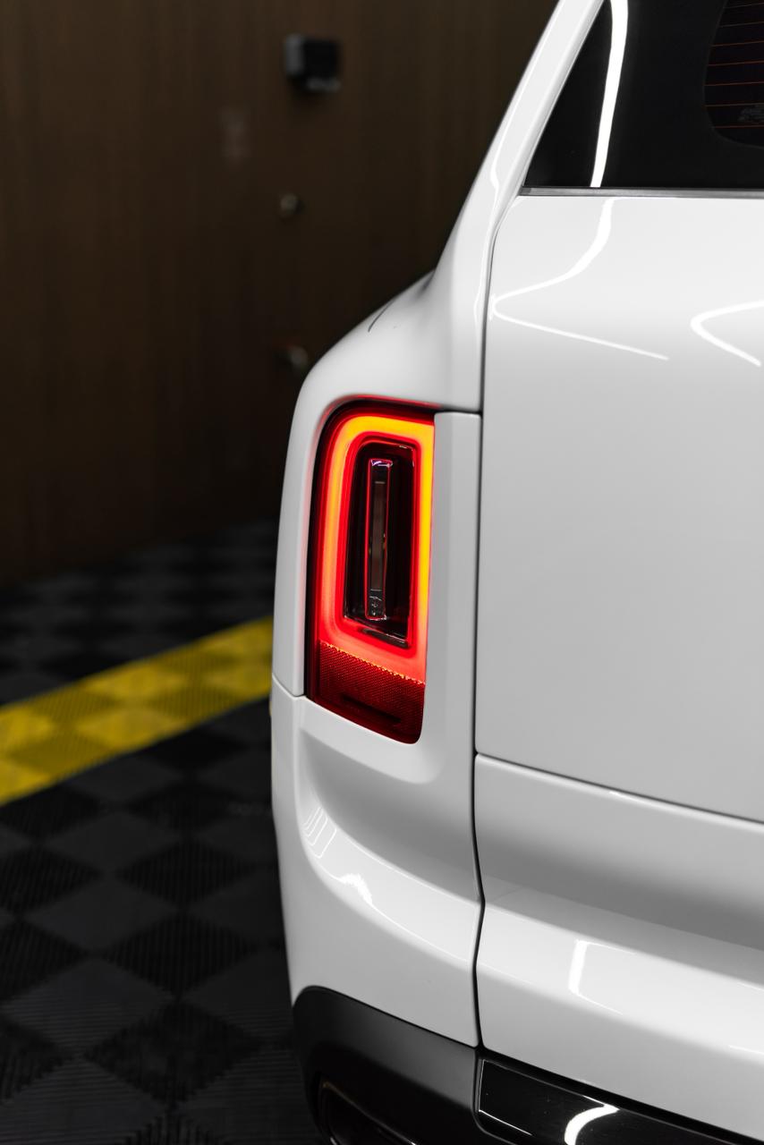 Rolls Royce Cullinan Black Badge White  WHITE 2024 Rental Dubai