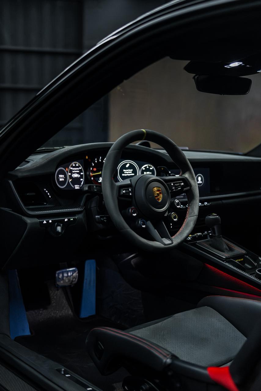Porsche 911 GT3 RS  BLACK 2025 Rental Dubai