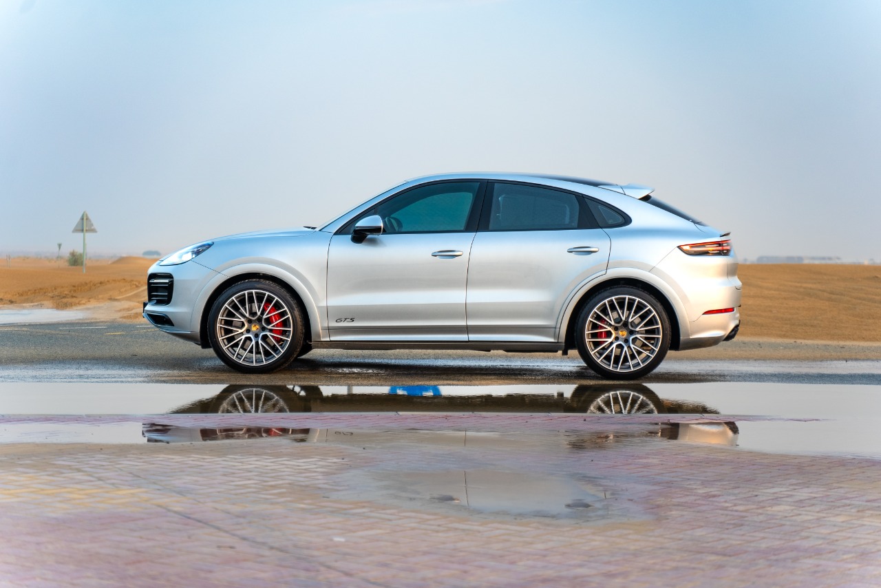 Porsche Cayenne GTS 2023   BLUE 2023 Rental Dubai