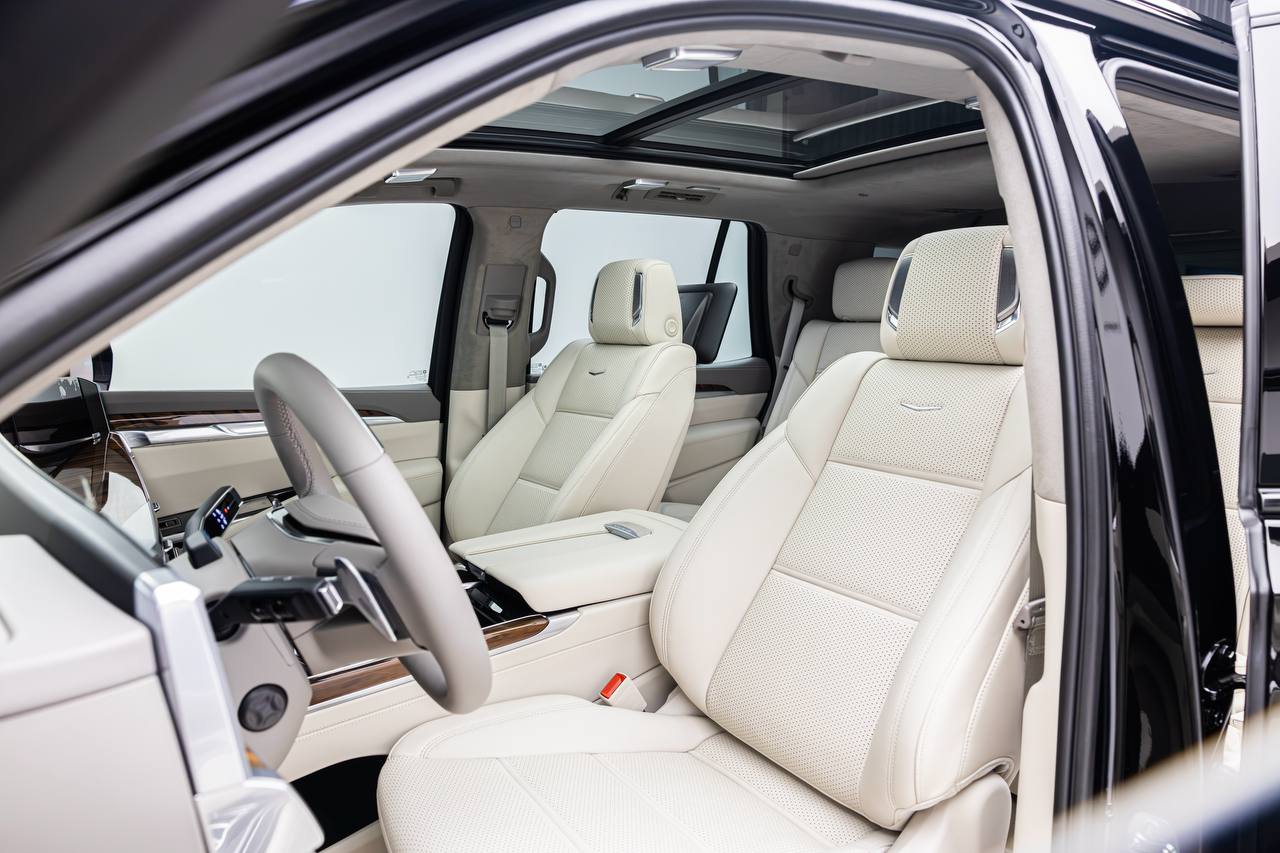 Cadillac Escalade Platinum 2025  BLACK 2025 Rental Dubai