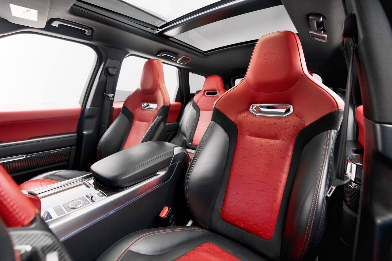 Range Rover SVR (Red-Black)   RED 2022 Rental Dubai