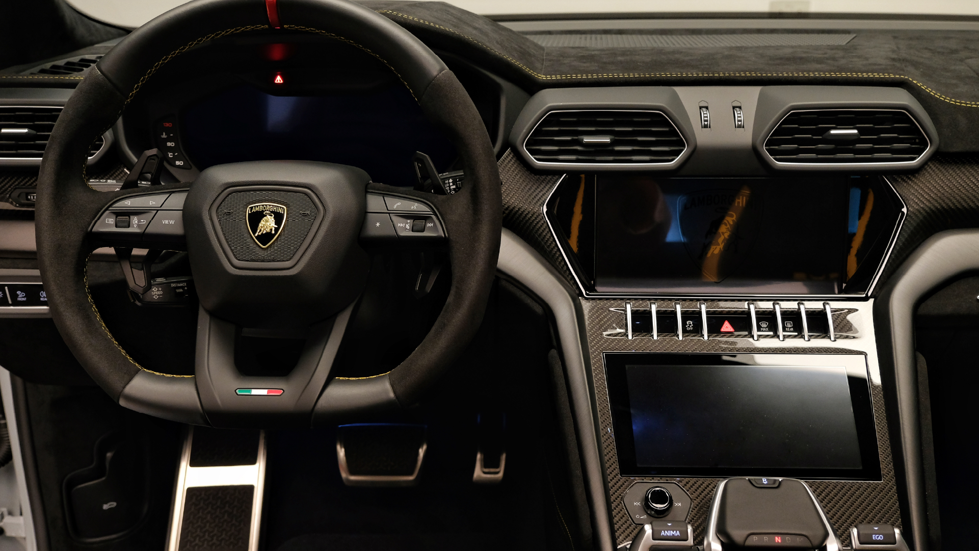 Lamborghini Urus Performante  GREY 2024 Rental Dubai