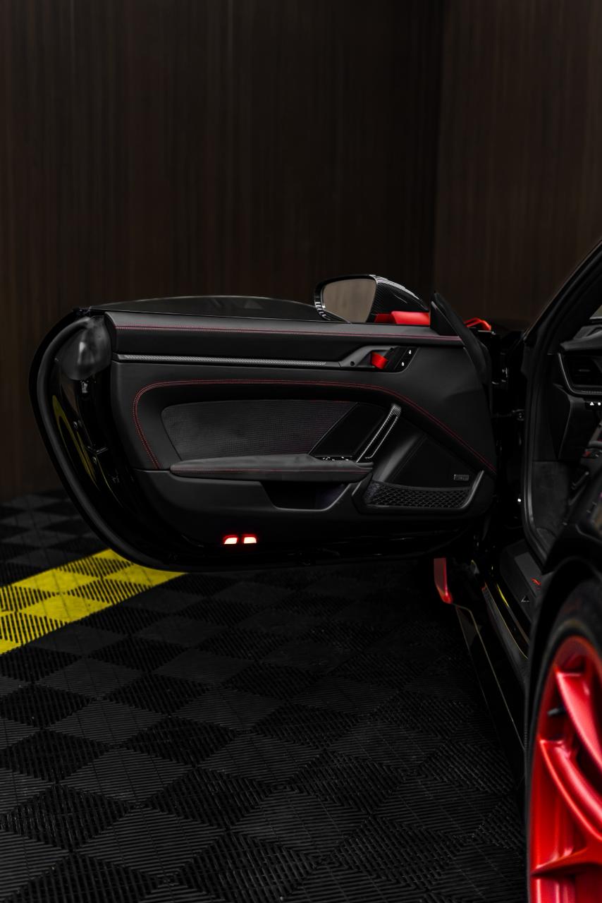 Porsche 911 GT3 RS  BLACK 2025 Rental Dubai