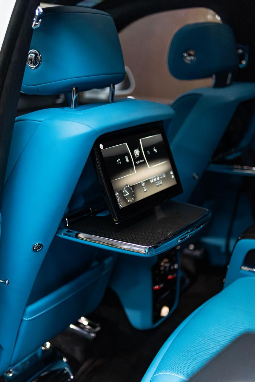 Rolls Royce Cullinan Black Badge White  WHITE 2024 Rental Dubai