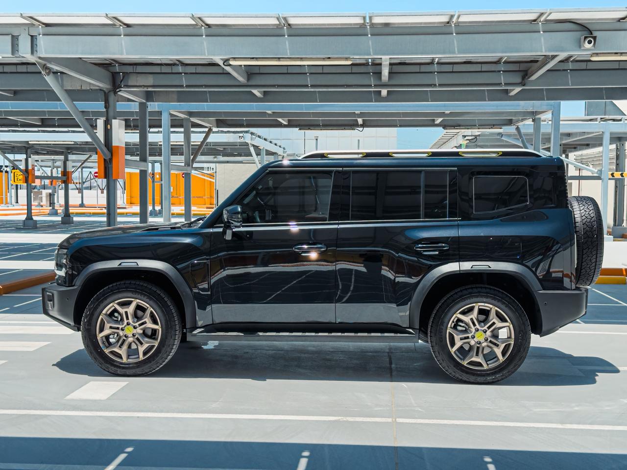 Jetour T2 2025  BLACK 2025 Rental Dubai